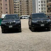 پرادو TXL فول به رنگ مشکی و خاساکستری مدل 2022