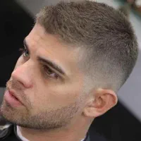 آرایشگاه مدرن اصلاح
