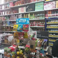 نیرو کار در سوپر مارکت