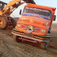 انواع شن وماسه وآجر .شسته،نخودی بادامی،شن بادی بنز