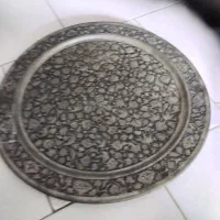 سینی قلم زنی ۴۸ سانتیمتر  بسیار قدیمی|کلکسیون اشیاء عتیقه|کجور, |دیوار