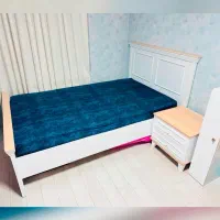 تخت خواب بزرگسال و کمد لباس