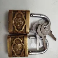 قفل‌های‌قدیمی|کلکسیون اشیاء عتیقه|تبریز, |دیوار