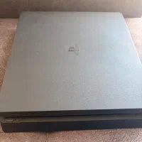 ps4 slim 1 tra کپی خور هم داره همراه با بازی
