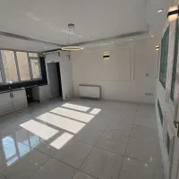 61mدو خواب طبقه اول پارکینگ آفتاب گیر لوکیشن RADIN