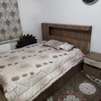 تخت خواب دو نفره همراه با تشک طبی