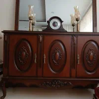 کنسول و آیینه