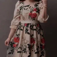 پیراهن|لباس|بهارستان, |دیوار