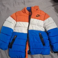 چند عدد لباس پسرانه و دخترانه سن ۳تا ۷ سال|کفش و لباس بچه|میانه, |دیوار