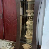 ویترین یا بوفه شیشه ای|بوفه، ویترین، کنسول|گوراب زرمیخ, |دیوار