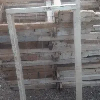 قاب خالی دست دوم زنبور عسل