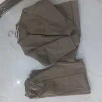 سویشرت شلوار|لباس|اصفهان, عطار نیشابوری|دیوار