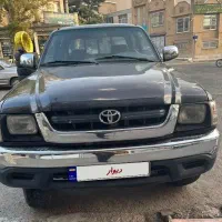 هایلوکس۲۰۰۱