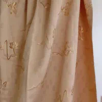 پرده ساتن کرمی طرحدار|پرده، رانر، رومیزی|تهران, جیحون|دیوار