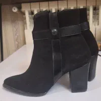 بوت پاشنه بلند سایز ۳۹