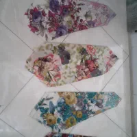 تعدادی روسری ولباس ومانتووشلوار سنتی نو