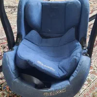 کریر و آغوشی و گهواره نوزاد