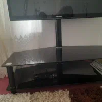 میز تلویزیون شیشه.ی پایه دار|میز تلویزیون|سقز, |دیوار