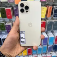 اپل iPhone 12 Pro Max با حافظهٔ ۲۵۶ گیگابایت