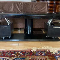 میز تلویزیون شیشه‌ای نشکن