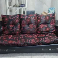 مبل سه نفره
