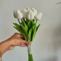 دسته گل لاله
