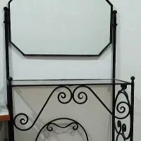 یک عدد میز آیینه فرفورژه|مبلمان خانگی و میز عسلی|شوش, |دیوار