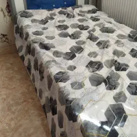 تخت خواب یک نفره