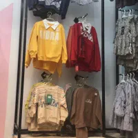واگذاری دکور و اجناس مغازه|فروشگاه و مغازه|یزد, |دیوار