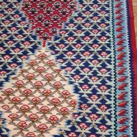 گلیم نقشه توت فرنگی|گلیم، جاجیم، گبه|سنندج, |دیوار