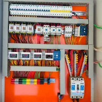 برق سه فاز صنعتی با قرارداد
