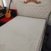 تخت تشک سالم تمیز