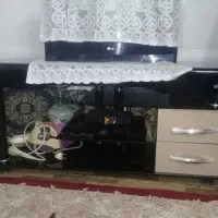 دو تامیز تلوزیون ویه ویترین تازه بدونه هیچ ضربه|میز تلویزیون|کومله, |دیوار