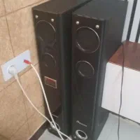 اسپیکر با کنترل و میکروفن