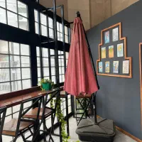 سایبان و‌ چتر پایه از بغل