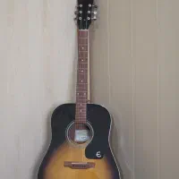 گیتار آکوستیک Epiphone DR-100همراه هاردکیس و لوازم