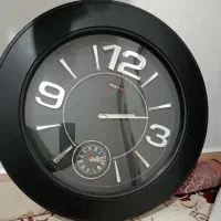 ساعت دیواری