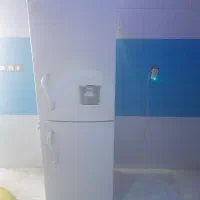 یخچال فریزر اب سرد کن دار صنام سالم و با گاز