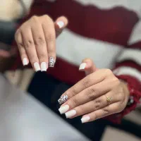 کاشت ناخن اسفند ماه