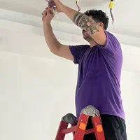 برقکاری ساختمان|خدمات پیشه و مهارت|بندر انزلی, معلم|دیوار