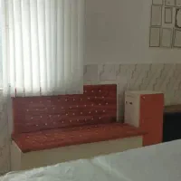همکار در سالن زیبایی