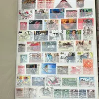 آلبوم تمبر با بیش از ۸۰۰ تمبر