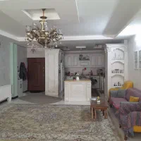 آپارتمان-120متری-سرجلو-خیابان-20متری-منفرد