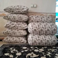 پشتی و بالشت