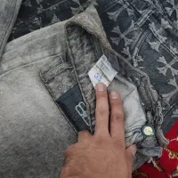 چند عدد شلوار بگ و مام|لباس|شیراز, ملاصدرا|دیوار