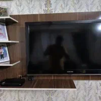 پایه تلویزیون دیواری