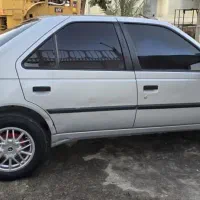 ماشین در اختیار فقط بیرون شهری از لارستان