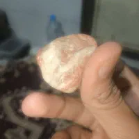سنگ قدیمی از دل کوه پیدا شده