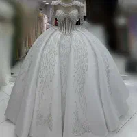 لباس عروس|لباس|صدرا-فارس, فاز ۱|دیوار