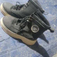 کفش|کیف، کفش، کمربند|رشت, عینک|دیوار